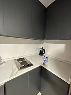 Stylish Luxe Apartment Fr 0005