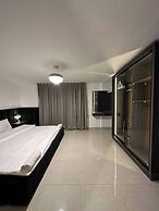 Stylish Luxe Apartment Fr