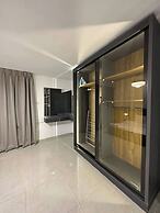 Stylish Luxe Apartment Fr