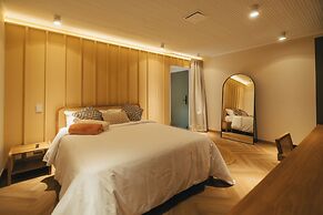 Hotel Botique Roomzz Laureles