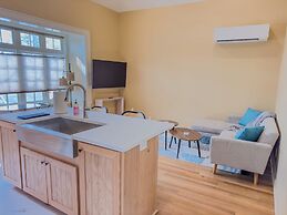 Peach Street Inn by WanderLodges