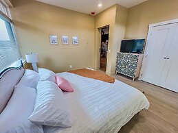 Peach Street Inn by WanderLodges