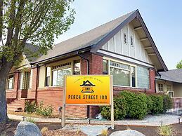 Peach Street Inn by WanderLodges