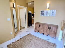 Peach Street Inn by WanderLodges