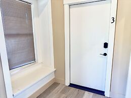 Peach Street Inn by WanderLodges