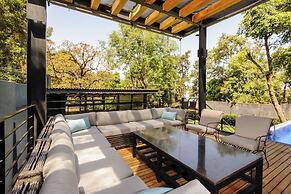 Casa Retiro With Pool and Garden
