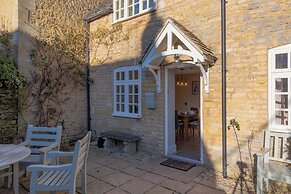 Jasmine Cottage-2BD in Heart of Bourton