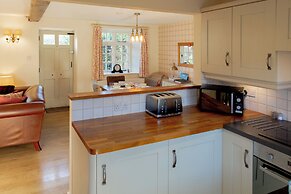 Jasmine Cottage-2BD in Heart of Bourton