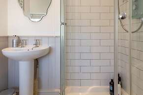 Jasmine Cottage-2BD in Heart of Bourton