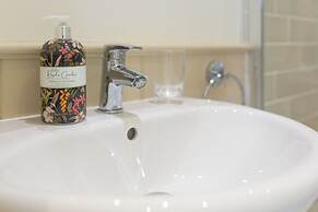 Jasmine Cottage-2BD in Heart of Bourton