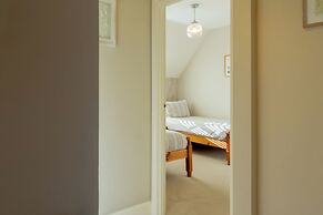 Jasmine Cottage-2BD in Heart of Bourton