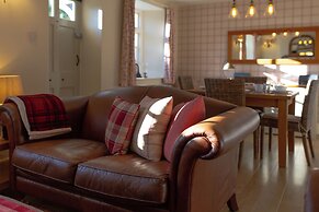 Jasmine Cottage-2BD in Heart of Bourton