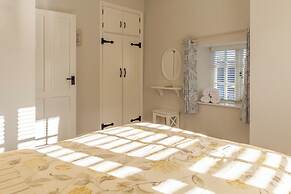 Jasmine Cottage-2BD in Heart of Bourton