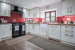 The Stables - 3 Bedroom Cottage - Beavers Hill