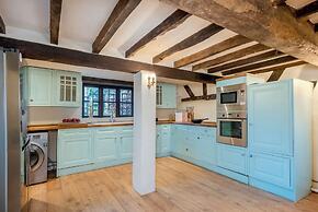 16th Century Thatched Cottage