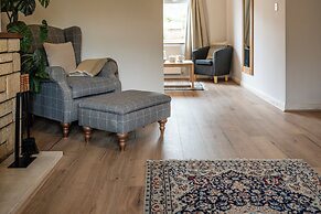 Bright&Spacious 3BD in Centre of Bourton