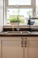 Bright&Spacious 3BD in Centre of Bourton