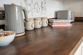 Bright&Spacious 3BD in Centre of Bourton