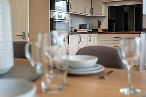 Bright&Spacious 3BD in Centre of Bourton