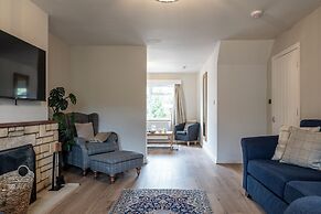 Bright&Spacious 3BD in Centre of Bourton