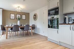 Bright&Spacious 3BD in Centre of Bourton