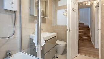 Bright&Spacious 3BD in Centre of Bourton