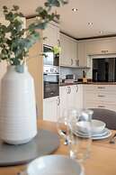 Bright&Spacious 3BD in Centre of Bourton