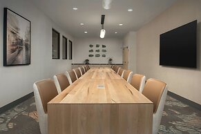 Fairfield Inn & Suites by Marriott Paris