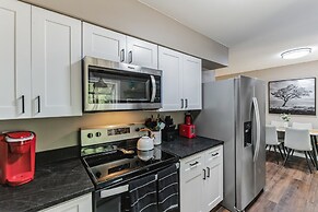 The Alpine Rose - Peaceful Retreat With Hot Tub 3 Bedroom Home