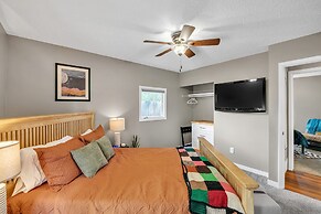 The Alpine Rose - Peaceful Retreat With Hot Tub 3 Bedroom Home