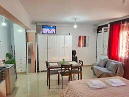 Acropolis Echoes Apartment