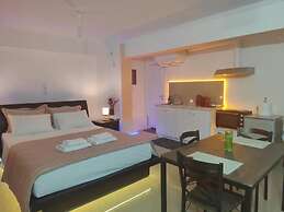 Acropolis Echoes Apartment