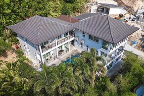 Calm and Spacious Studio View 1