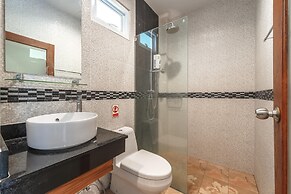 Calm and Spacious Studio View 1