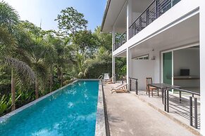 Calm and Spacious Studio View 1