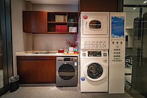 SSAW Boutique Shanghai South Xuhui RiYueGuang