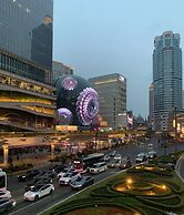 SSAW Boutique Shanghai South Xuhui RiYueGuang