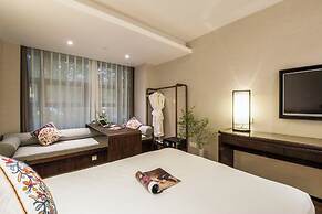 SSAW Boutique Shanghai South Xuhui RiYueGuang