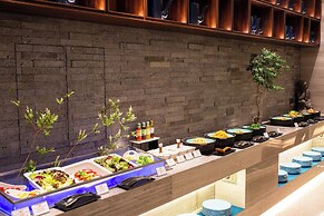 SSAW Boutique Shanghai South Xuhui RiYueGuang