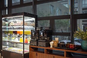 SSAW Boutique Shanghai South Xuhui RiYueGuang