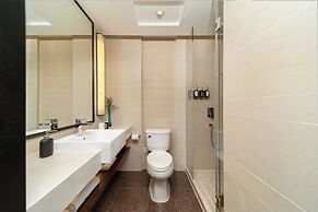 SSAW Boutique Shanghai South Xuhui RiYueGuang