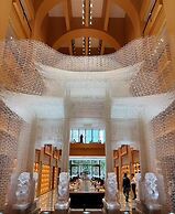 SSAW Boutique Shanghai South Xuhui RiYueGuang