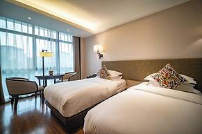 SSAW Boutique Shanghai South Xuhui RiYueGuang