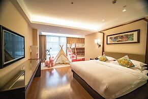 SSAW Boutique Shanghai South Xuhui RiYueGuang