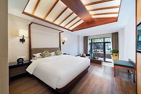 SSAW Boutique Shanghai South Xuhui RiYueGuang