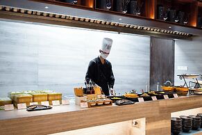 SSAW Boutique Shanghai South Xuhui RiYueGuang