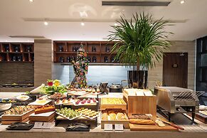 SSAW Boutique Shanghai South Xuhui RiYueGuang