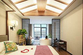 SSAW Boutique Shanghai South Xuhui RiYueGuang