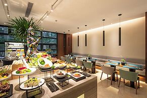 SSAW Boutique Shanghai South Xuhui RiYueGuang