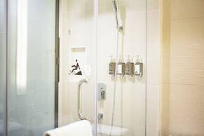 SSAW Boutique Shanghai South Xuhui RiYueGuang